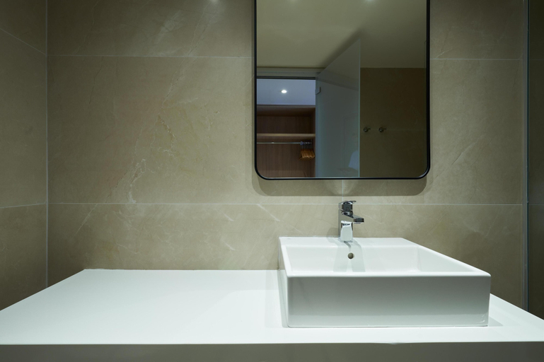 Bathroom 3, Maris Grand Waterpark Resort