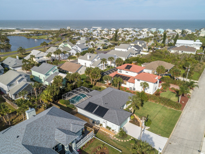 Exterior & Views 2, Complete Searenity by Distinctive Beach Rentals, Flagler