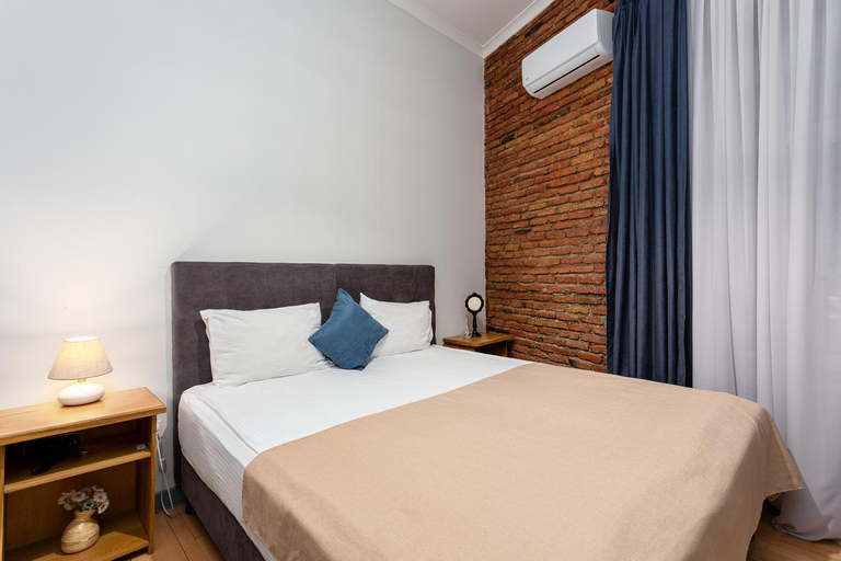 Bedroom 4, Ethno Sololaki, Tbilisi
