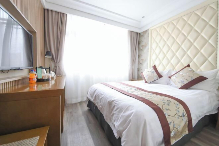 Bedroom 3, Grand Daqiao Hotel, Nanjing
