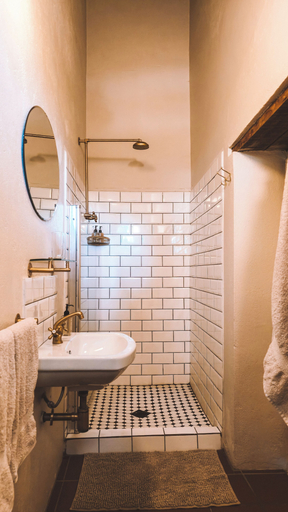 Bathroom 4, Onse Rus Guest House, Central Karoo