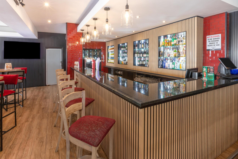 Food & Drinks 5, Garden Court Kings Beach, Nelson Mandela Bay