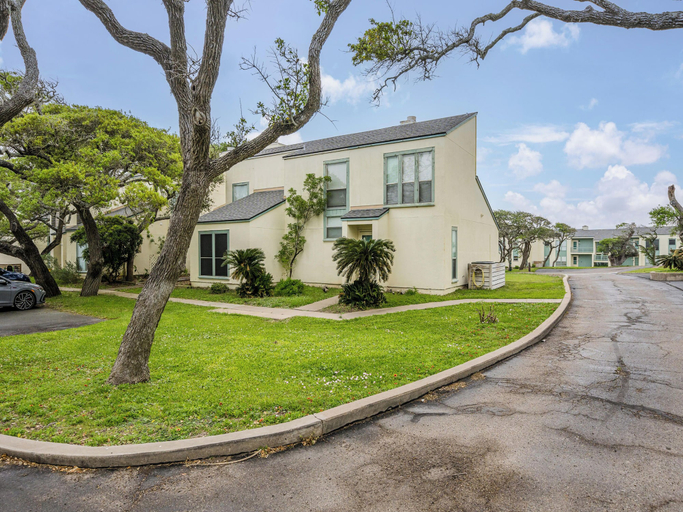 Exterior & Views, Sailing Windward by Miss Kitty’s, Aransas