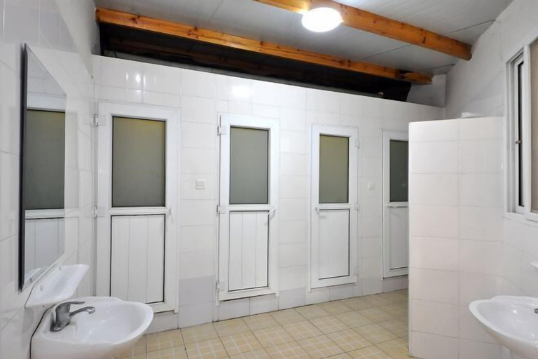 Bathroom 4, Huxiangyi Internationa Youth Hostel Changsha Yuelushan, Changsha