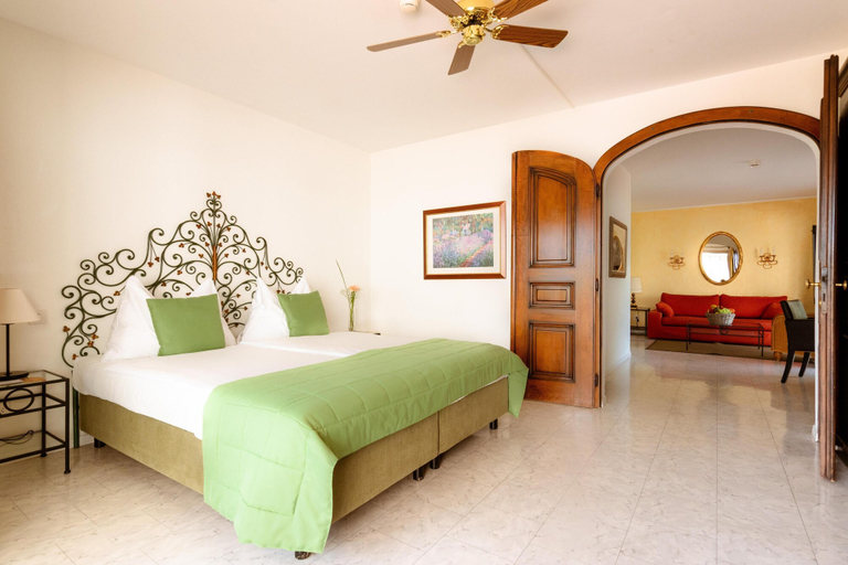 Bedroom 3, Suite Hotel Sunstar Brissago, Locarno