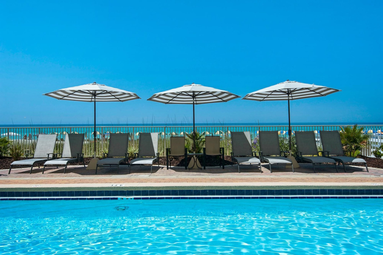 Sport & Beauty 5, Twin Palms 1201, Bay