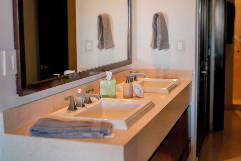 Bathroom 4, Puerta Cortés Residences by Lumina, La Paz