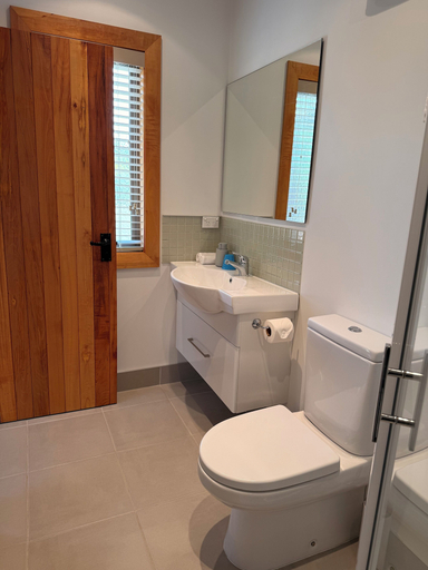 Bathroom 3, Black Peak View, Queenstown-Lakes