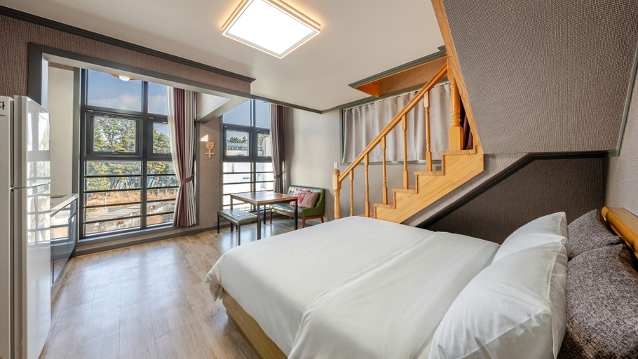 Bedroom 2, Samcheok Lamer Pension, Samcheok