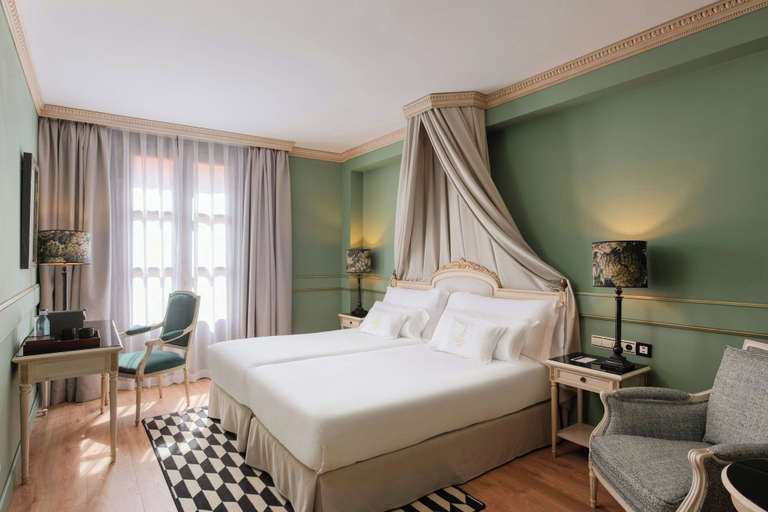 Bedroom 3, Eugenia de Montijo, Autograph Collection, Toledo