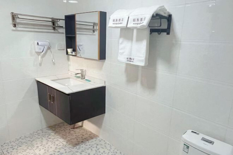 Bathroom 2, Beihai Wangzu Hotel, Beihai
