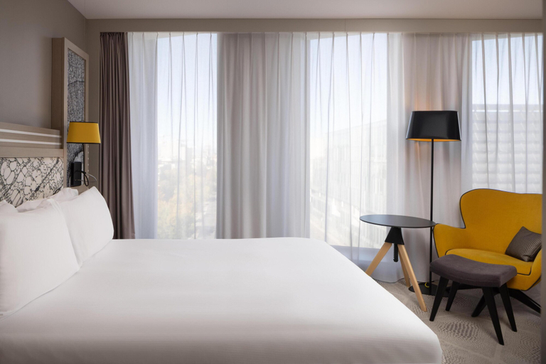 Bedroom 3, Hilton Garden Inn Bordeaux Centre, Gironde