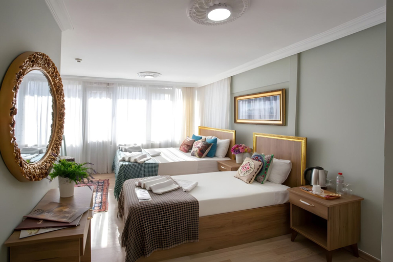 Bedroom 2, Sofia Corner Hotel, Fatih