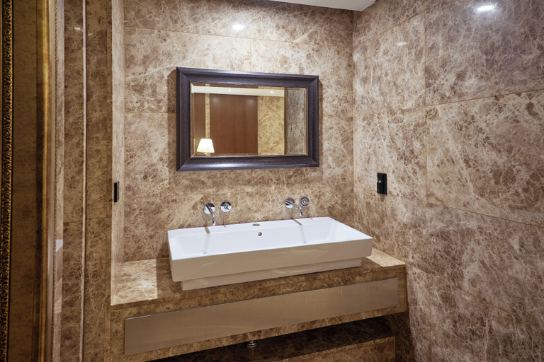 Bathroom 4, Cullinan Hotel and Spa, Seongdong