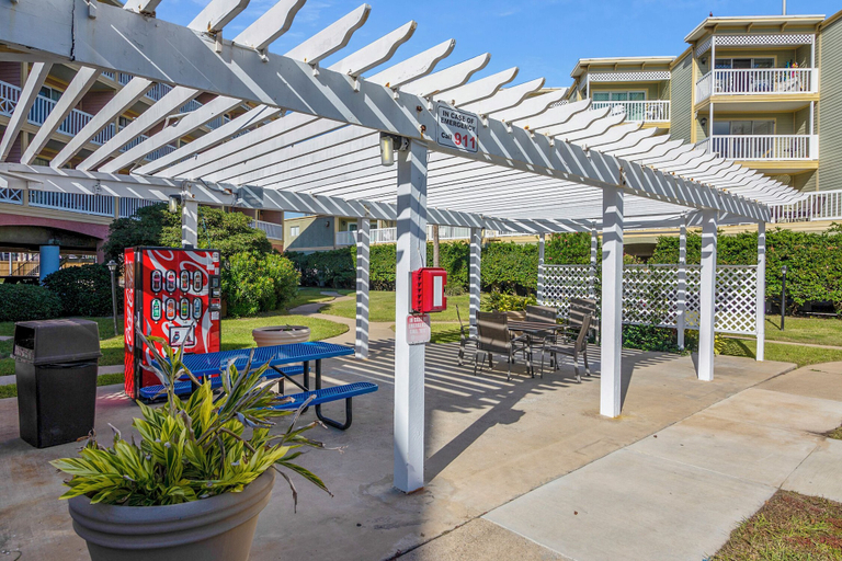 Others 3, Beach View by Ryson Vacation Rentals, Galveston