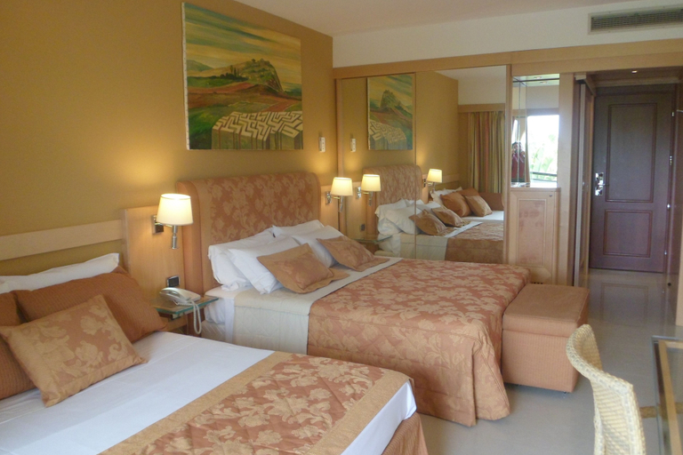 Bedroom 4, Acacia Resort, Palermo