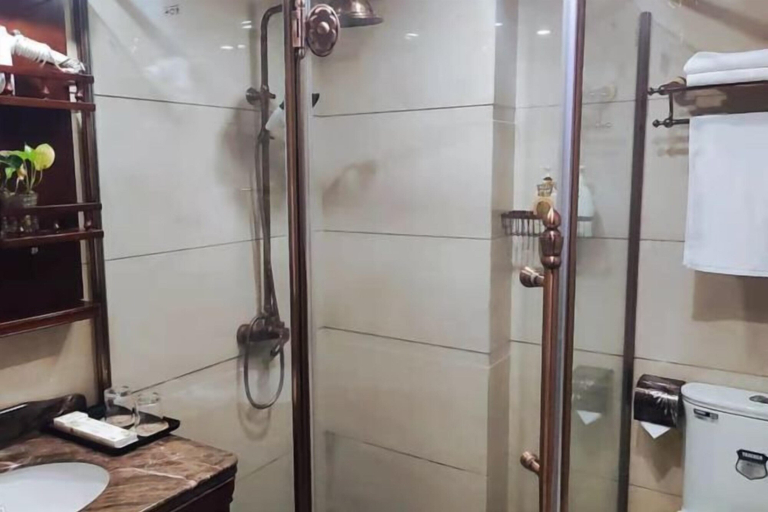 Bathroom 5, Taist house in Yueqing, Wenzhou