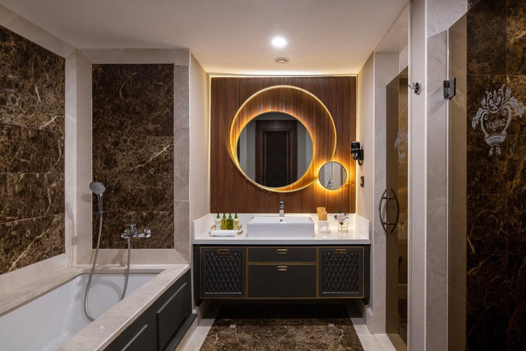 Bathroom 5, Vogue Hotel Supreme Bodrum, Bodrum