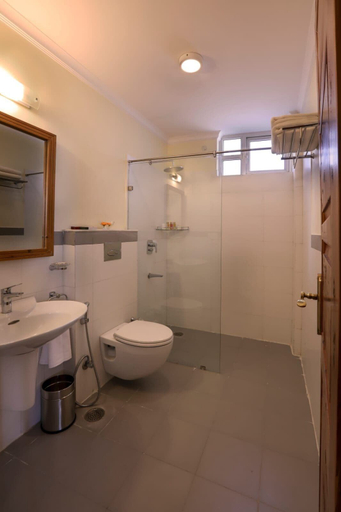 Bathroom 3, Sumer hotel, Sirmaur