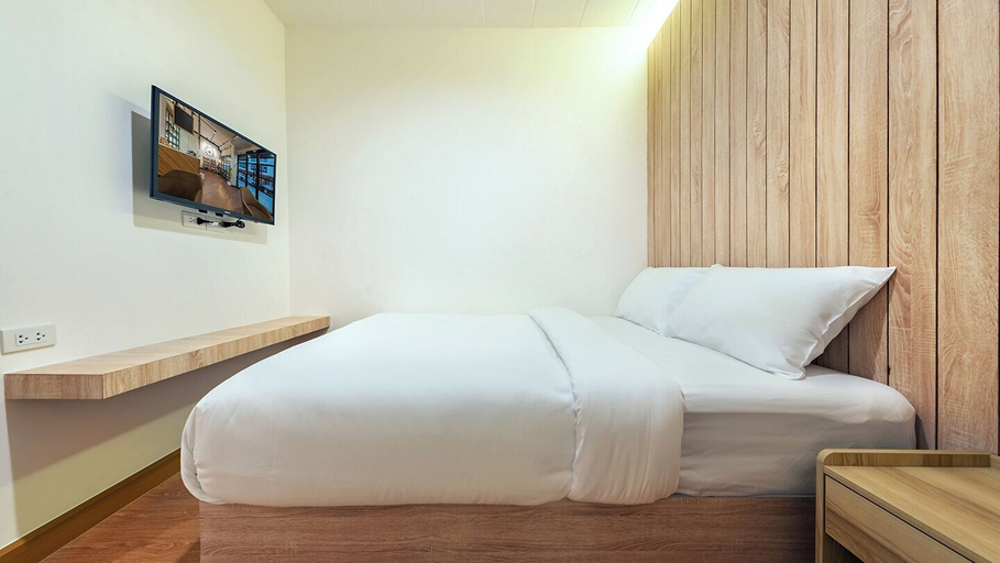 Bedroom 5, Siam Subway Hostel and Café, Samphantawong