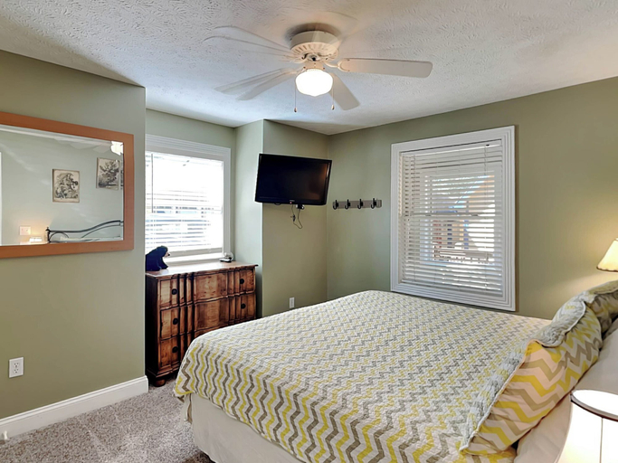 Bedroom 2, Ever After by Taylor Made Deep Creek, Garrett