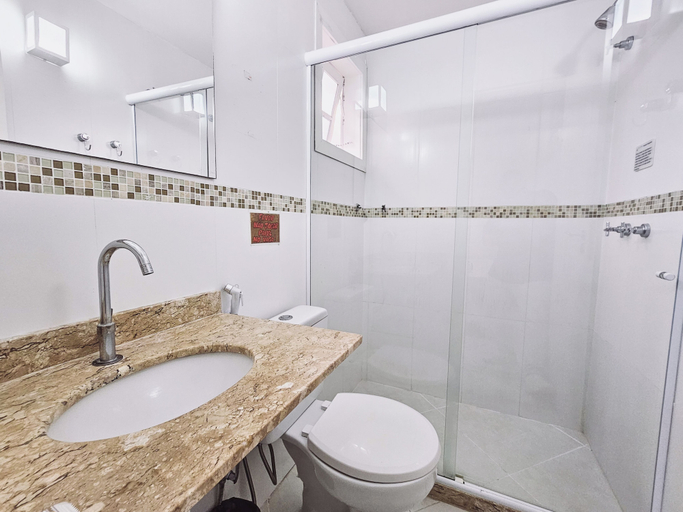 Bathroom 5, Pousada Ilha Branca Centro, Armação dos Búzios