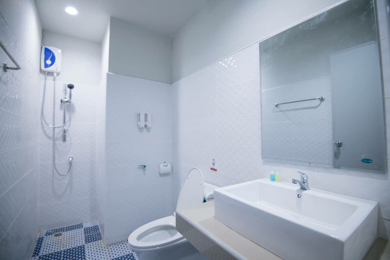 Bathroom 5, PJ Loft Hotel, Muang Lop Buri