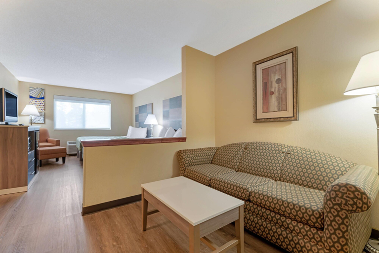 Others 5, Quality Inn Bemidji, Beltrami