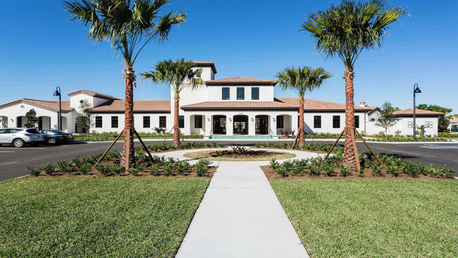 Exterior & Views 2, Special Offer Spacious Home With Pool!, Osceola