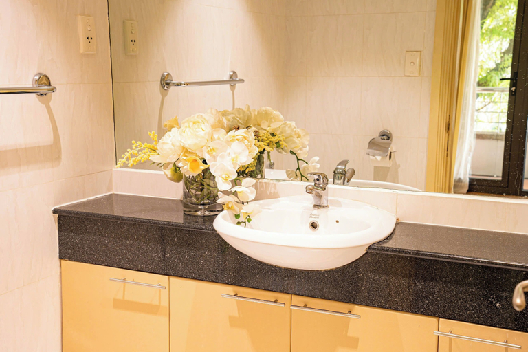 Bathroom 4, Downtown Retro Serviced Apartment, District 3