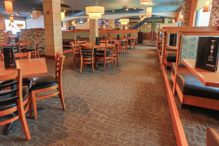 Food & Drinks 5, Grand Harbor Resort, Dubuque