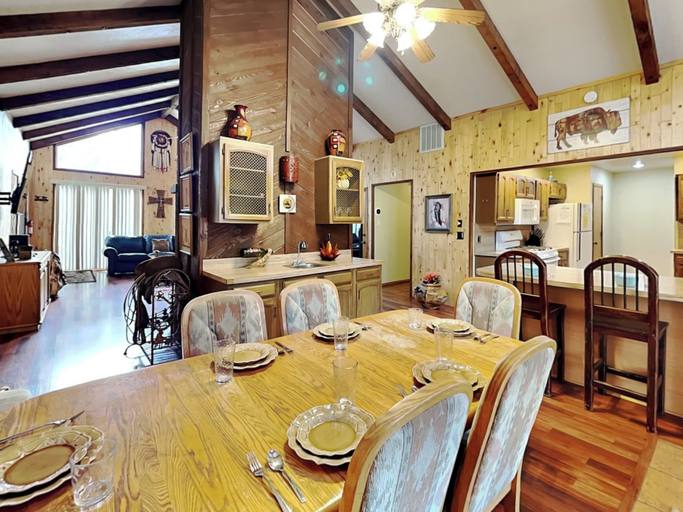Others 5, Indianhead Lodge by Ruidoso Vacation Rentals, Lincoln