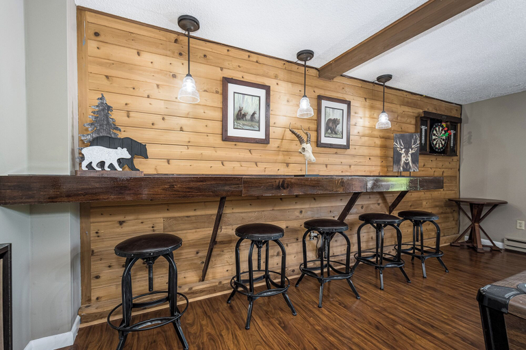 Food & Drinks, Villages of Wisp 66 Bright Passage by Taylor Made Deep Creek, Garrett