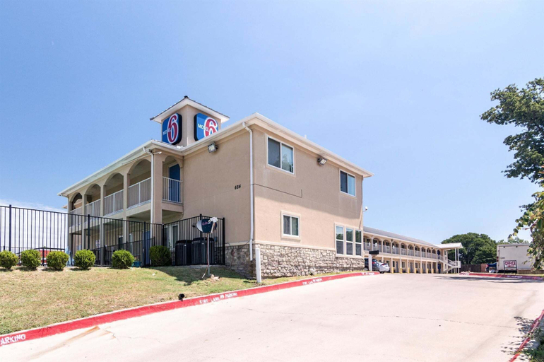 Exterior & Views 1, Motel 6 Azle, TX, Tarrant