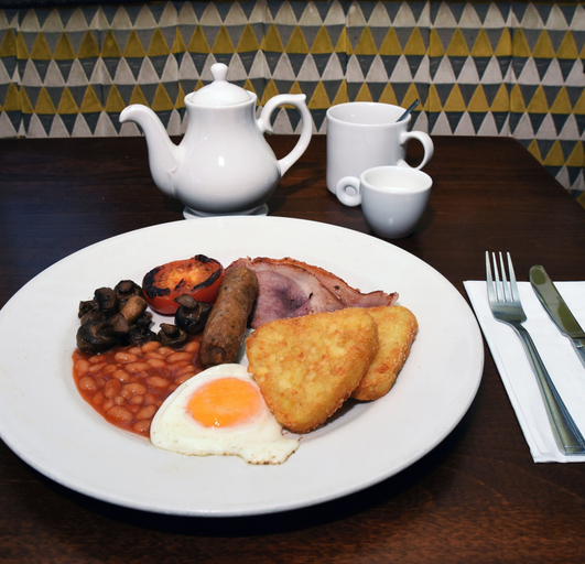 Food & Drinks 5, Oaklands Hotel By Greene King Inns, Cheshire West and Chester