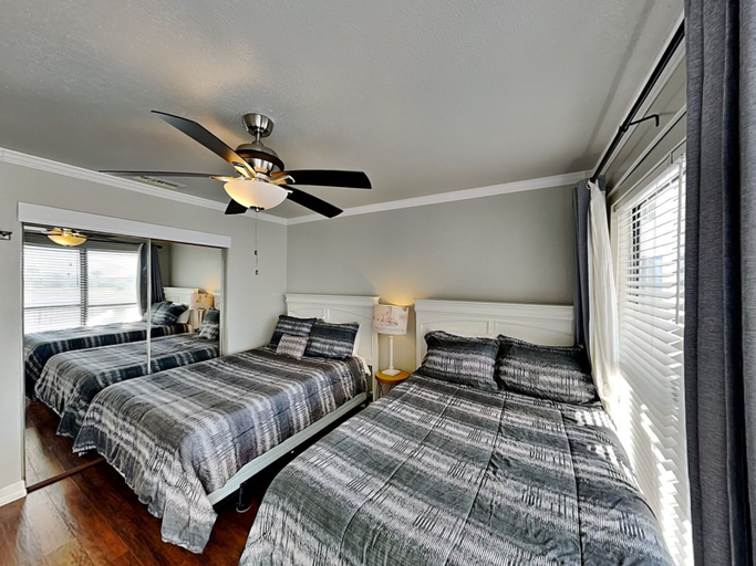 Bedroom 2, Sand In Your Toes by Silver Sands Vacation Rentals, Nueces