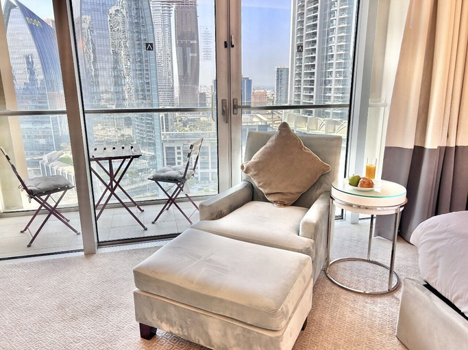 Living area 4, Fashion Avenue Dubai Mall Residences - Studio with balcony, Dubai