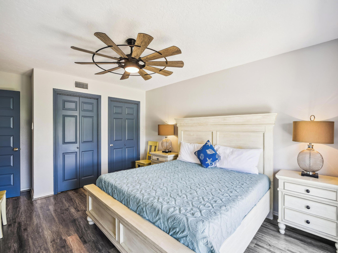 Bedroom, Tiki Lagoon by Ryson Vacation Rentals, Galveston