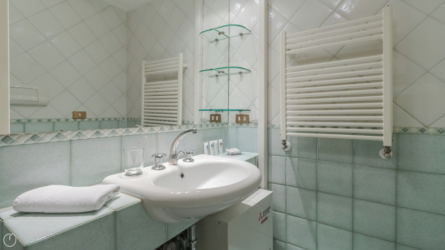 Bathroom 5, Italianway - Tadino 13, Milano