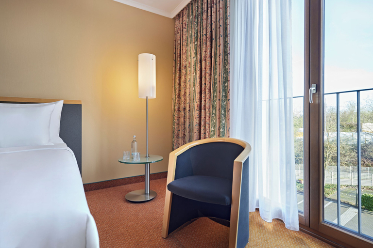 Bedroom 2, THE CURVE Hotel BayArena Leverkusen, Leverkusen