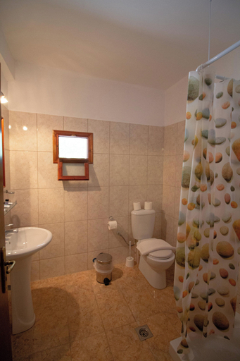 Bathroom 3, Piges Hotel at Acheron Springs, Epirus