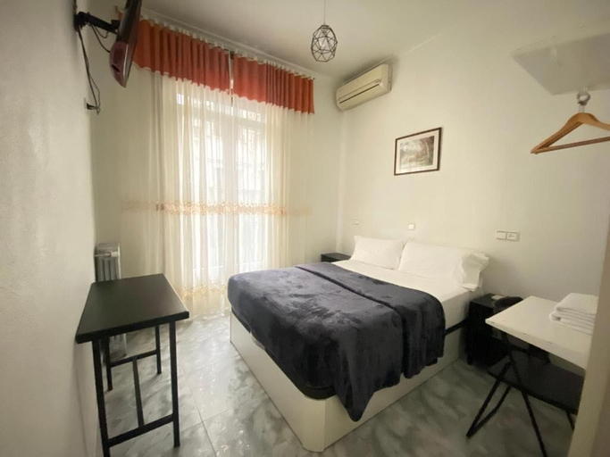 Bedroom 4, Hostal Palacios Fuencarral, Madrid