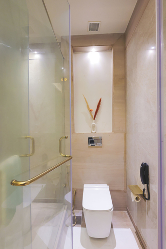 Bathroom 4, The Tivoli New Delhi, Delhi