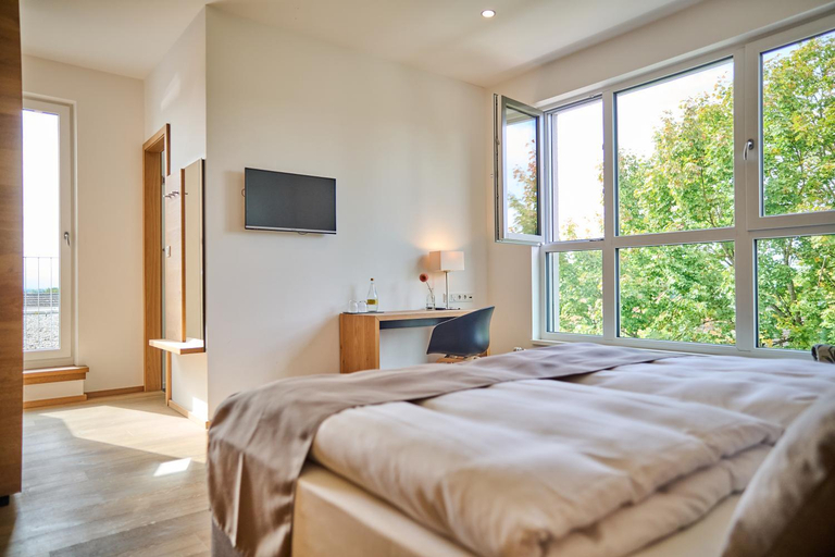 Bedroom 3, Buchners Hotel & Restaurant, Straubing-Bogen