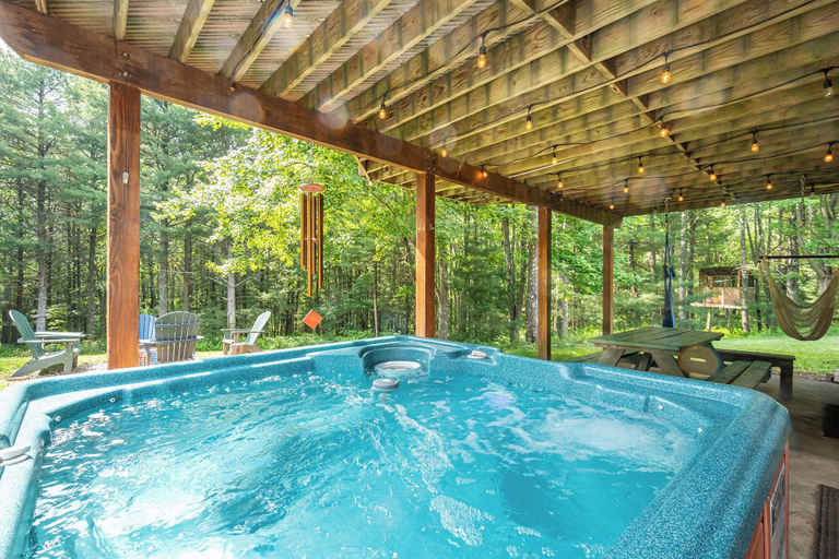 Sport & Beauty, Solitude by Taylor Made Deep Creek, Garrett