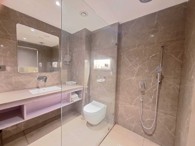 Bathroom 4, Hotel Tilak, Bhopal