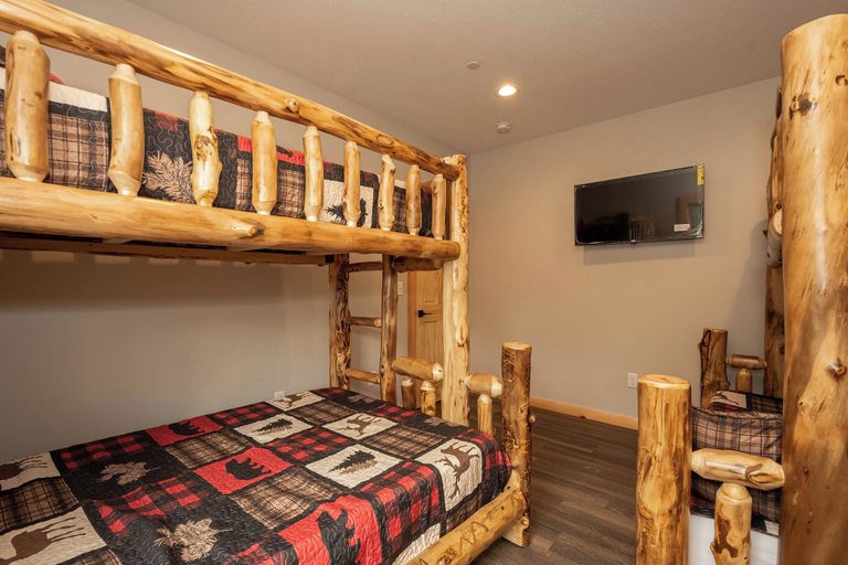 Bedroom 3, Hilltop Hideaway by Taylor Made Deep Creek, Garrett