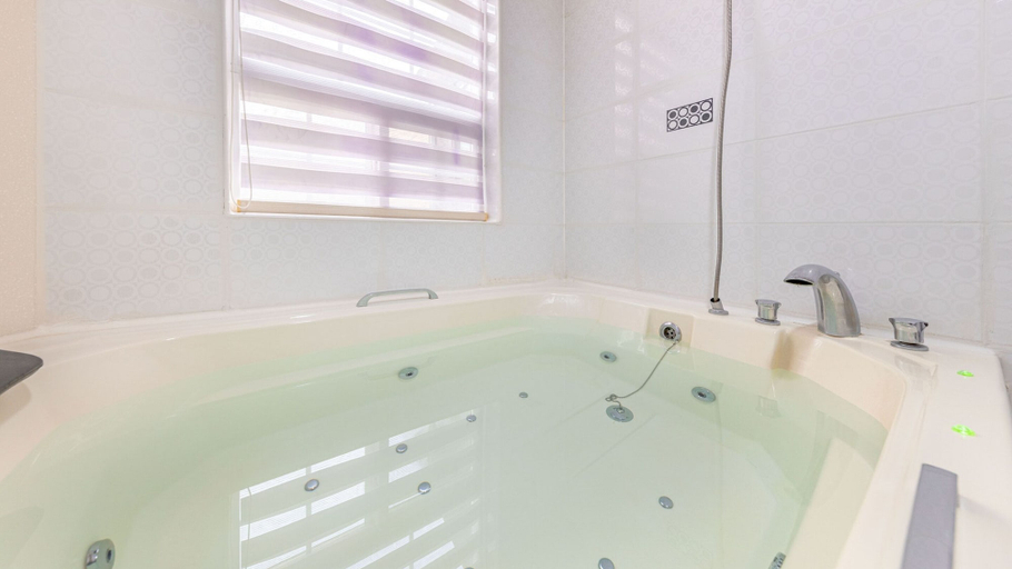 Bathroom 4, Gapyeong ID Pension, Gapyeong