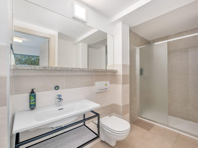 Bathroom 3, B&B Hotel Alba, Cuneo