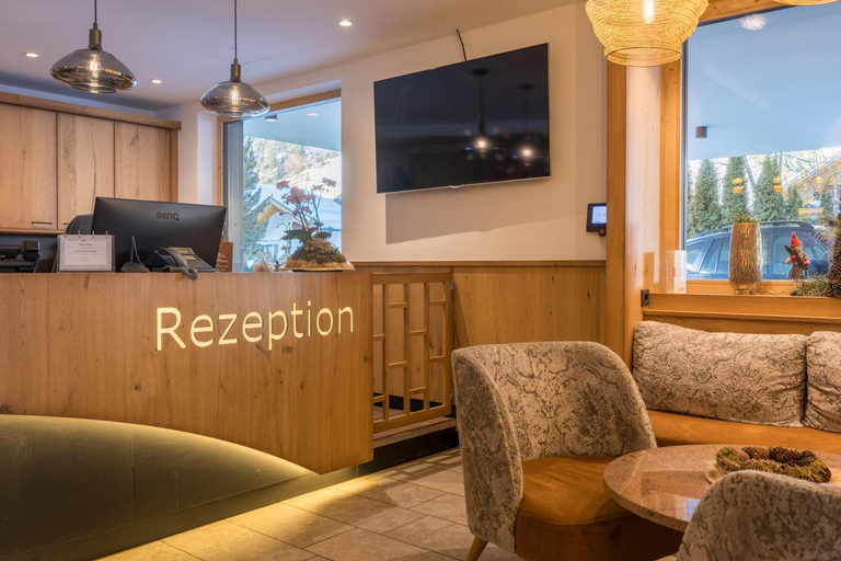 Public Area 4, Hotel Alpenkonigin - ALPINE LUXURY, Landeck